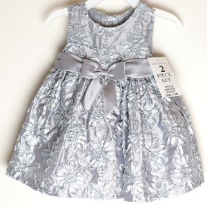 NEW Gorgeous baby silver dress